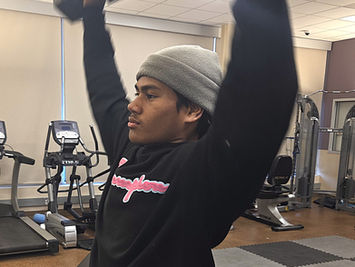 Cambiadores de juego: el campeón de fitness REACH, Tyrel Mauai