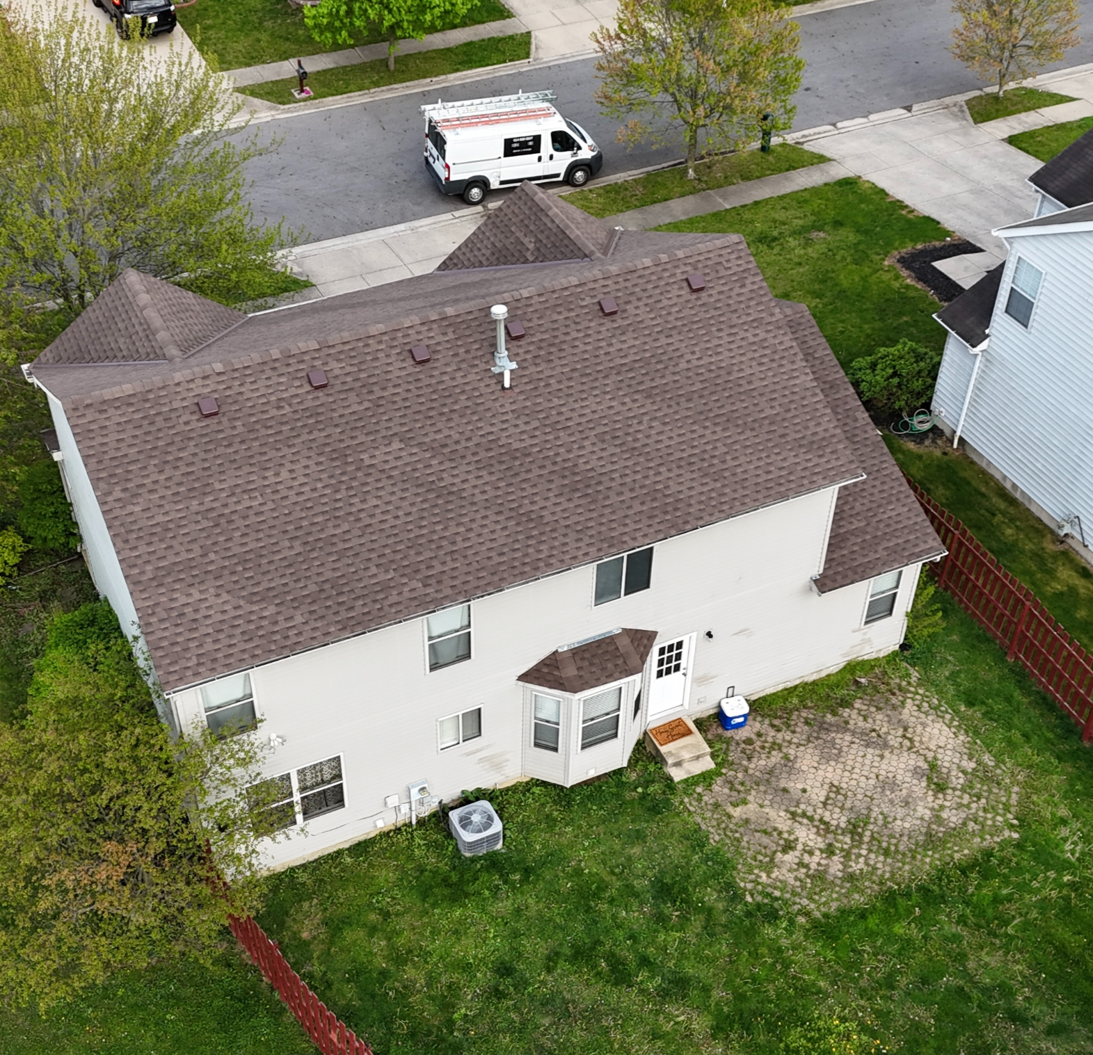 Shelter King Roofing past roofing project photograph 19