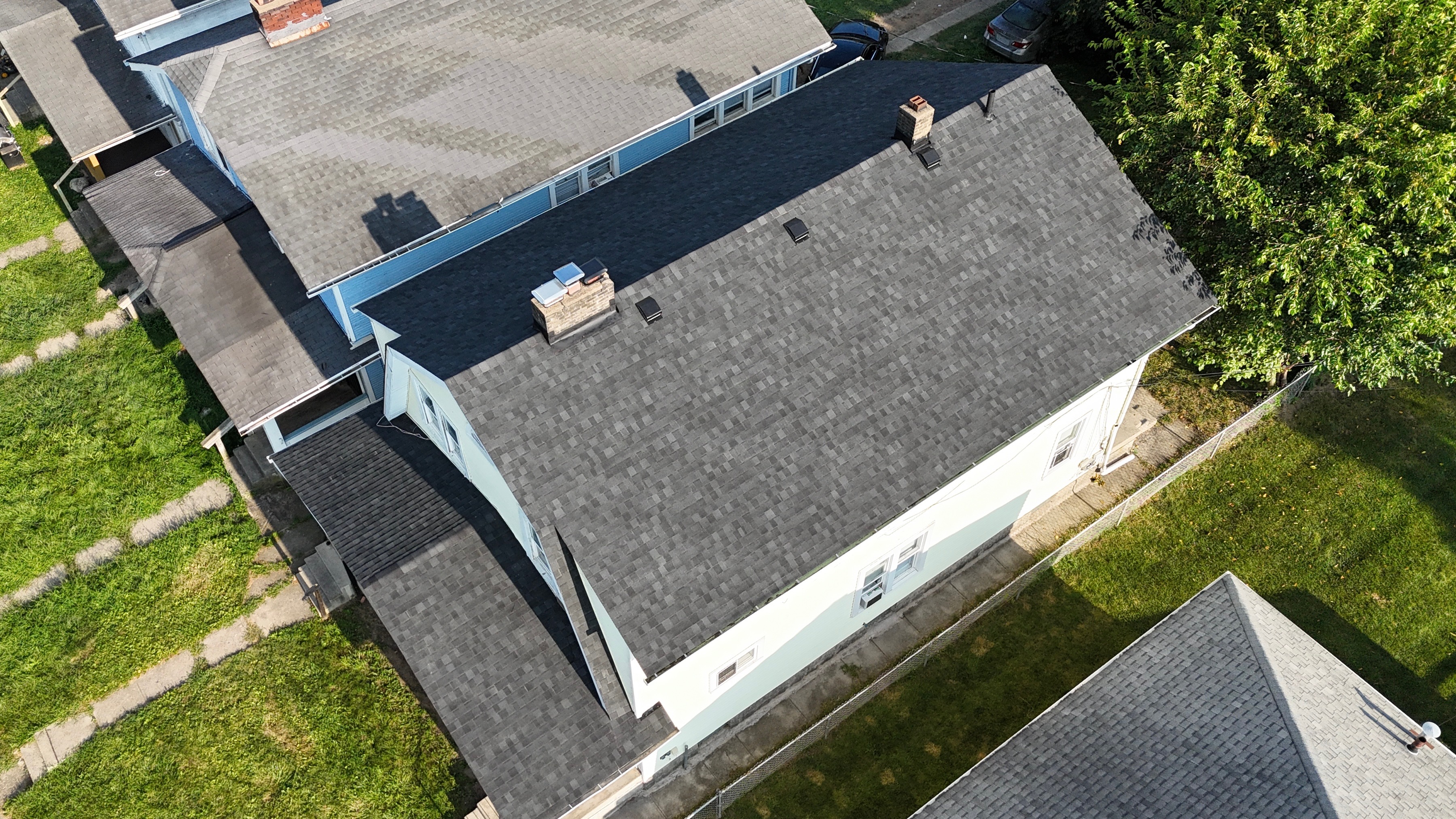 Shelter King Roofing past roofing project photograph 9