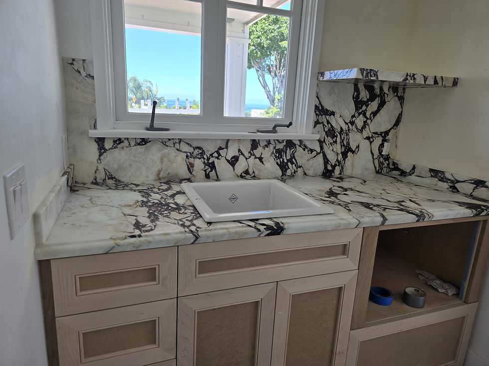 Marmol Countertop with Backsplash and Shelf