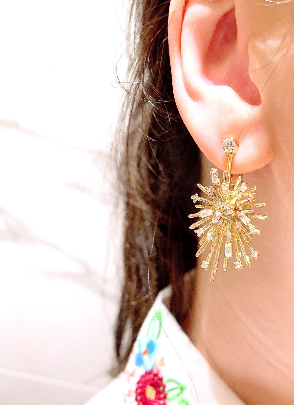 Thumbnail: Snowflakes  sparkling earrings (AE_33)