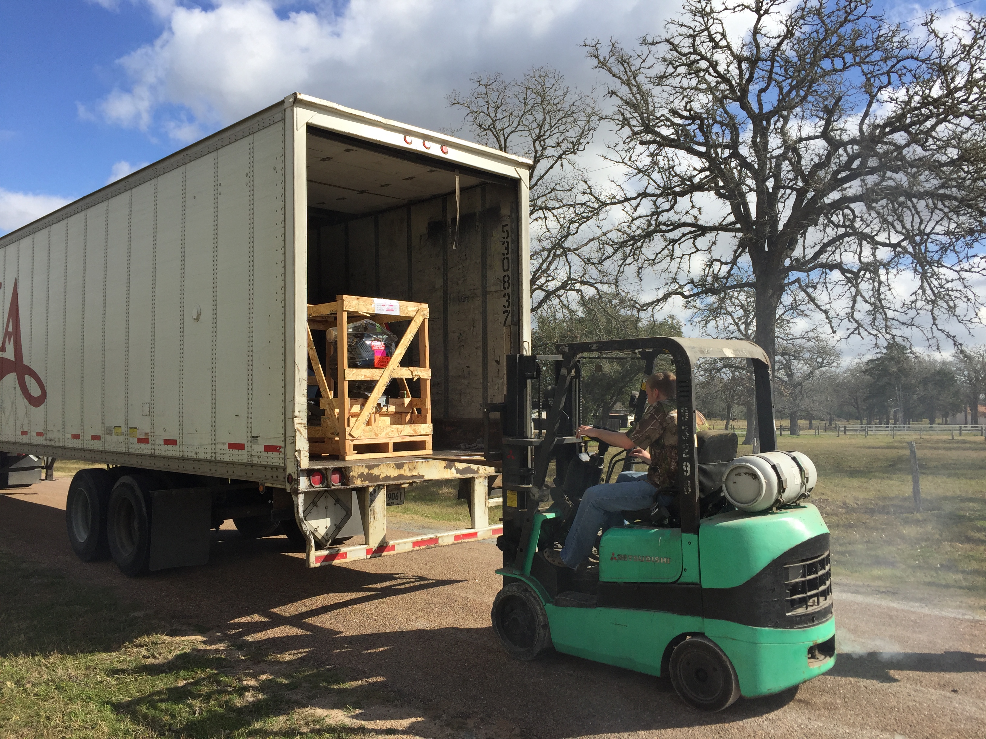Unloading Mud Buddy motors