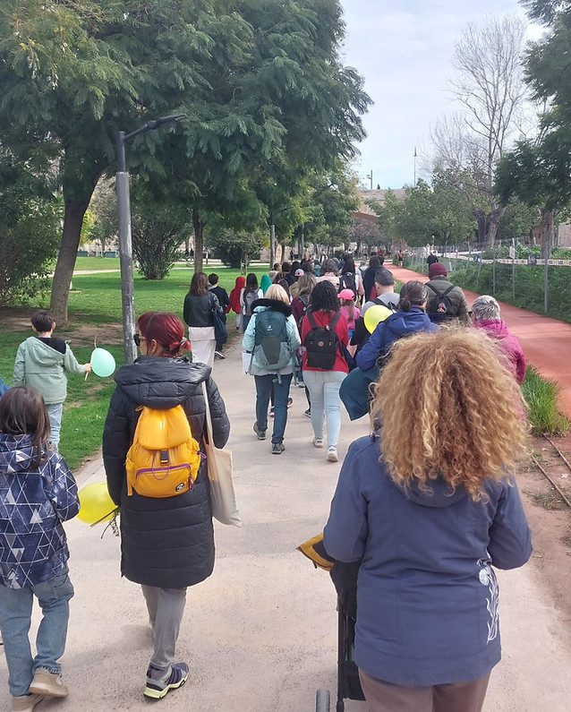 Walk instead of scroll 2.jpg