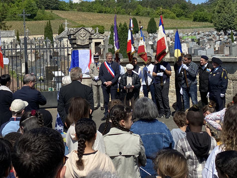 inauguration chenôve 8 mai 22.jpg