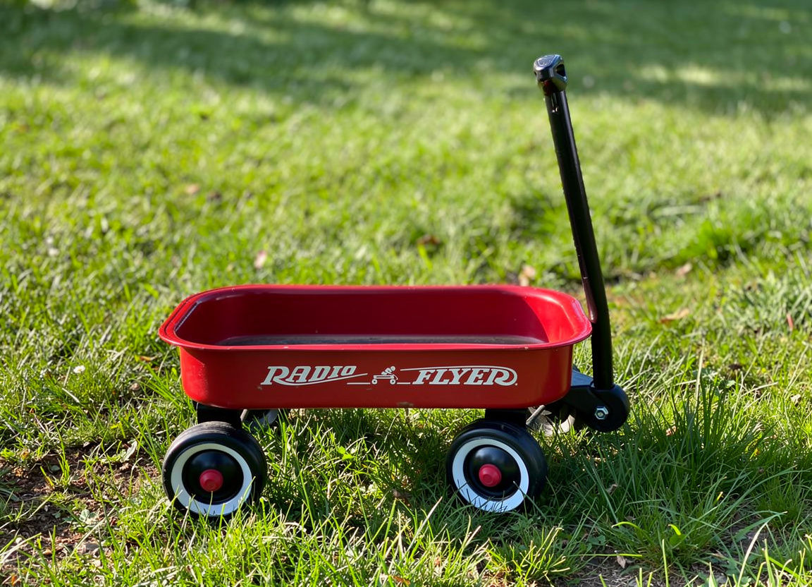 Radio Flyer Little Red Mini Wagon