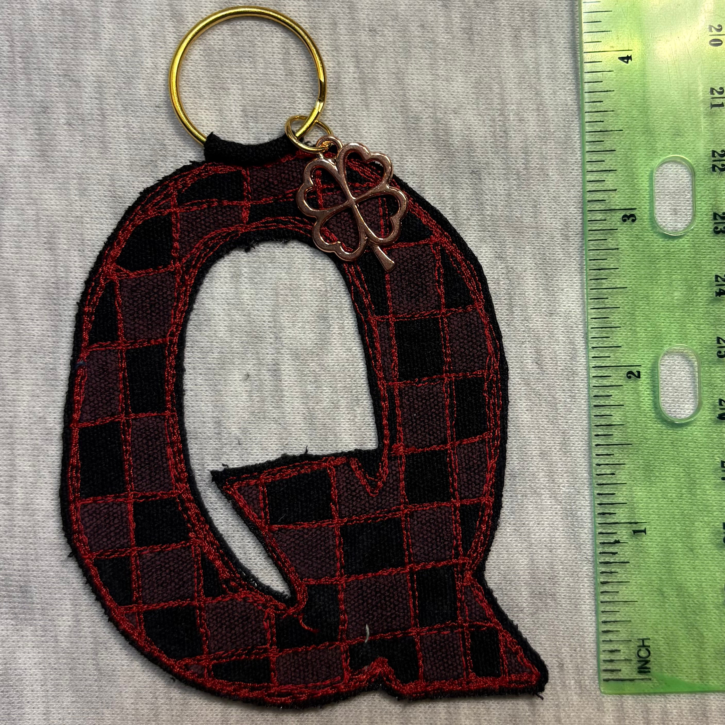 CV Letter Bag Charm “Q”