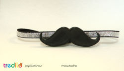 moustache papillon