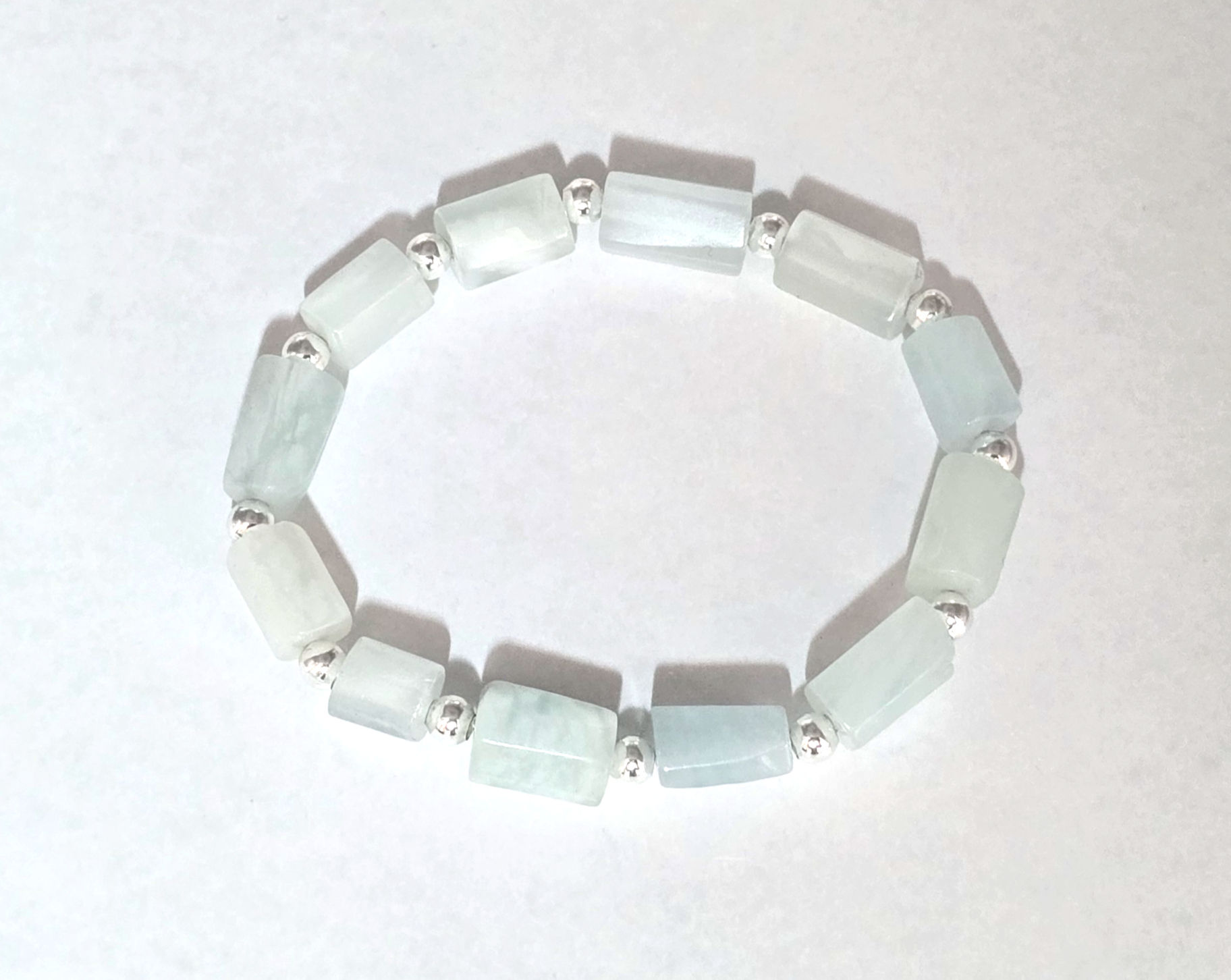 Natural Blue Aquamarine Cylinder Shape Stone