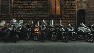 French manufacturer of accessories for travel and mobility on motorbikes, looking for new suppliers