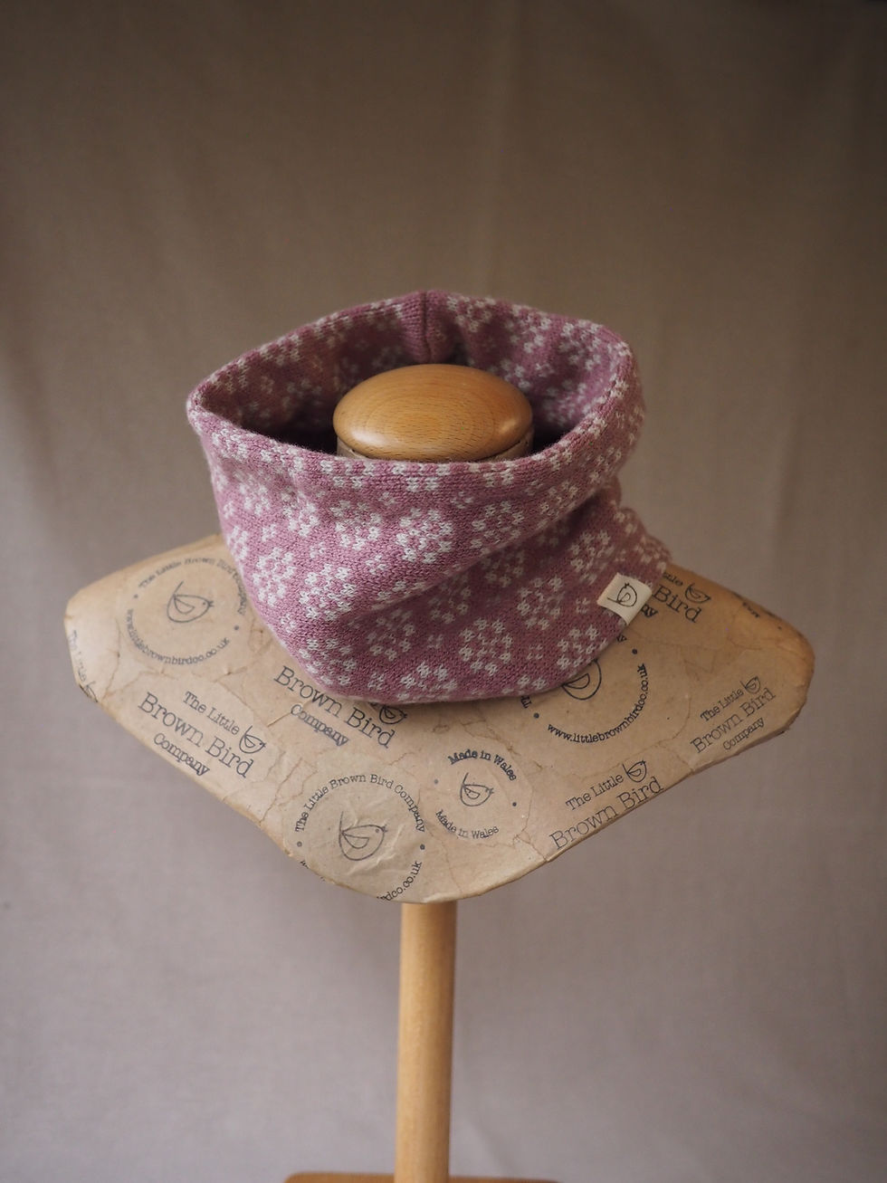 Thumbnail: Double Sided Tapestry Snood
