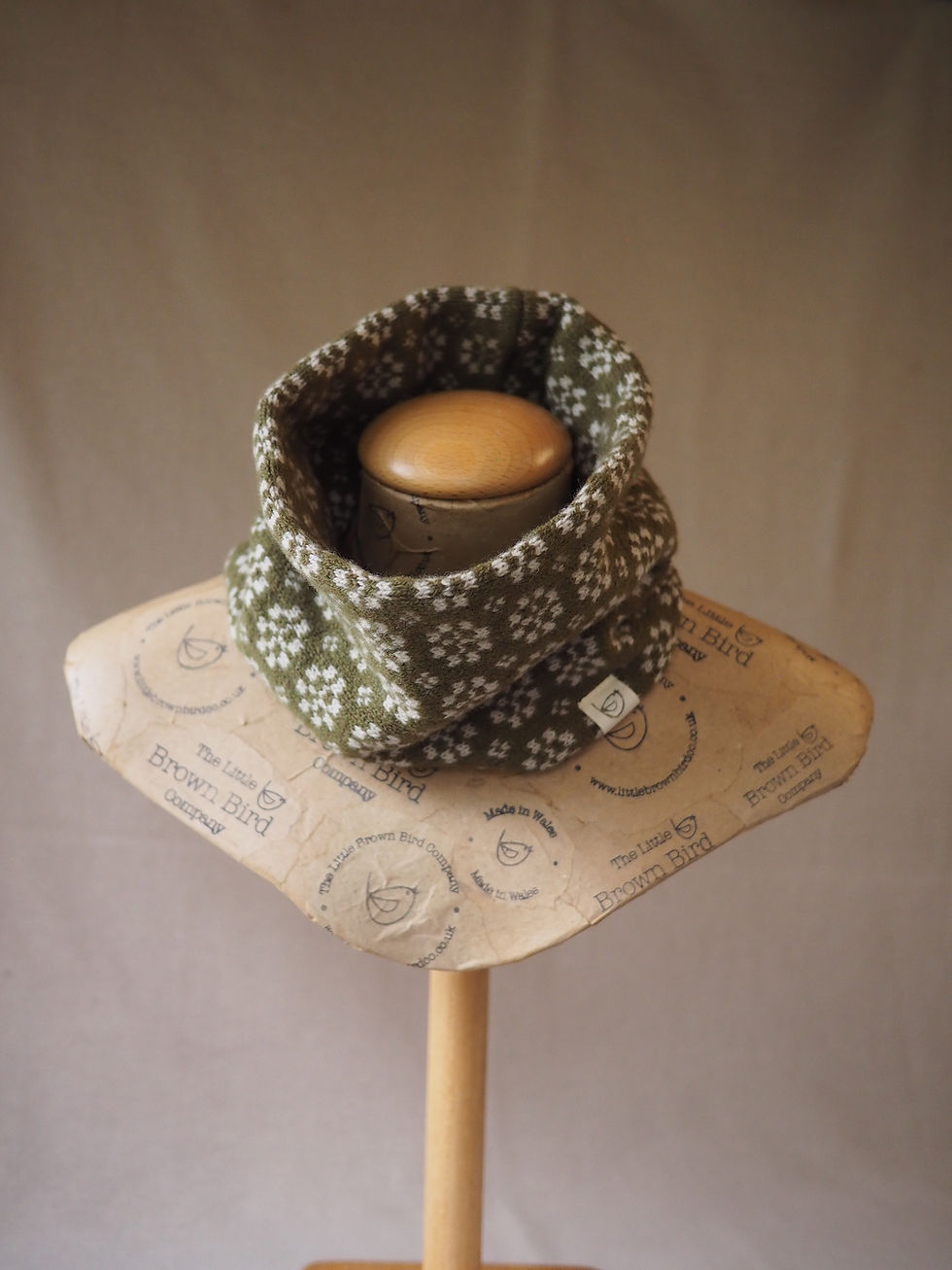 Thumbnail: Double Sided Tapestry Snood