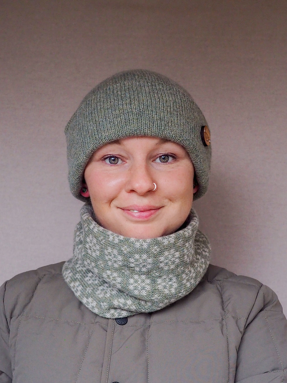 Thumbnail: Double Sided Tapestry Snood