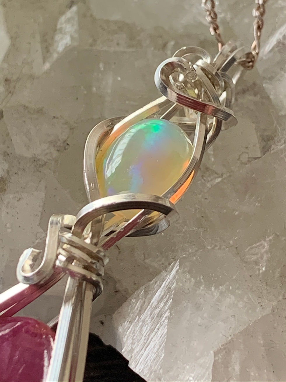 サムネイル： Ruby and precious Opal