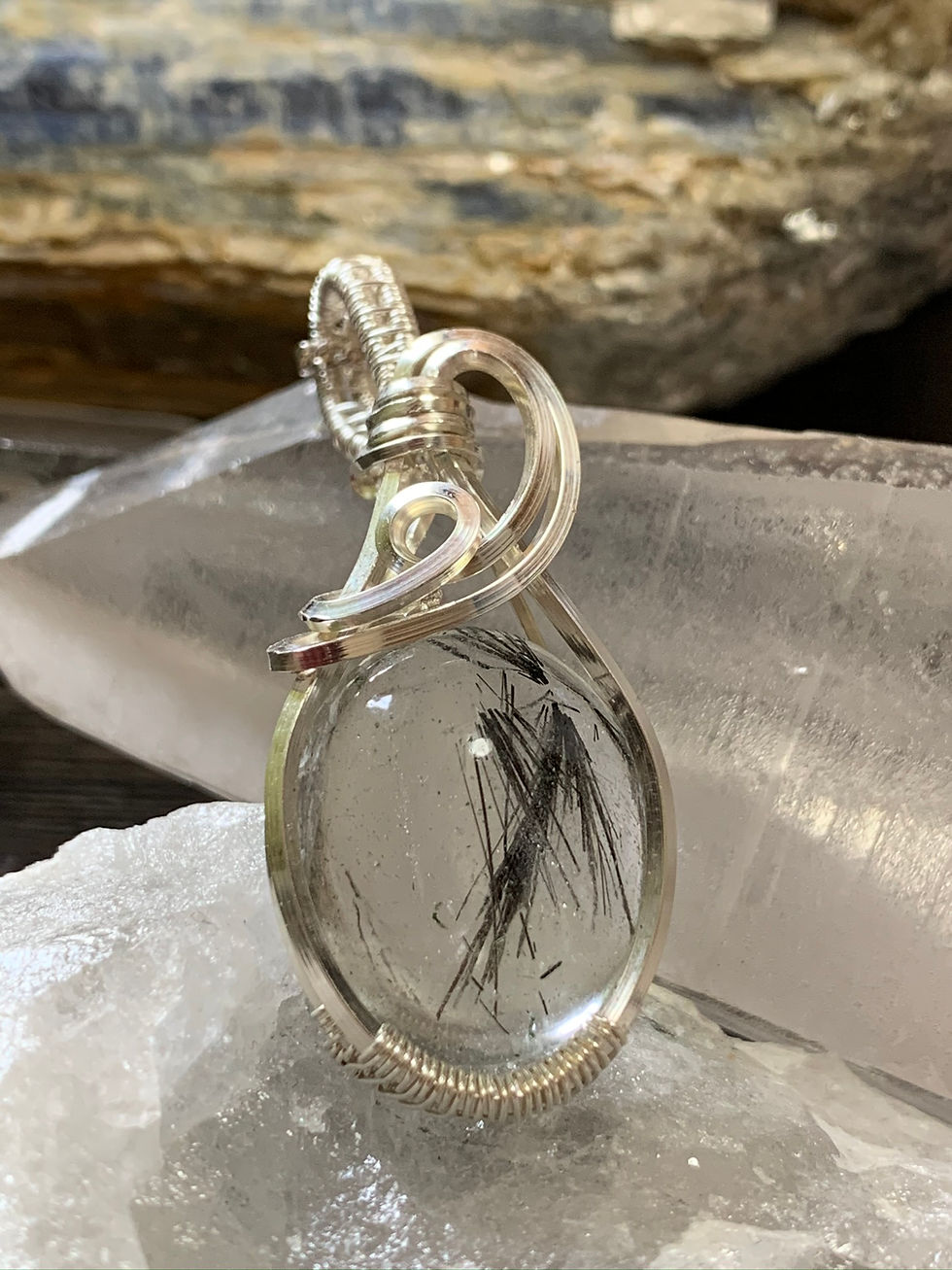 サムネイル： Black Tourmaline