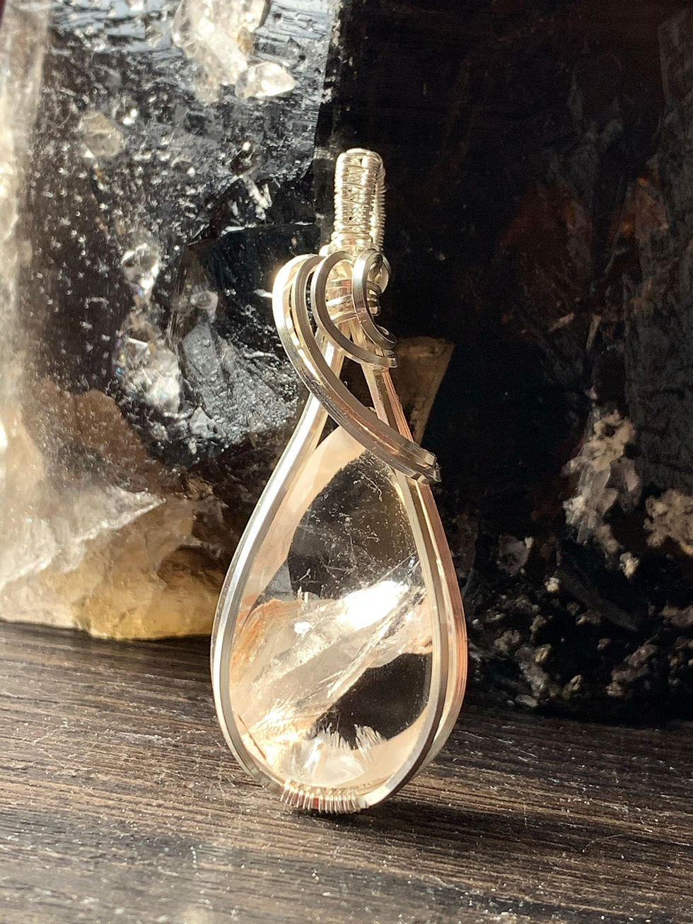 サムネイル： Quartz in Quartz