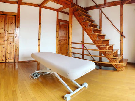 待望のマッサージテーブルがやってきた