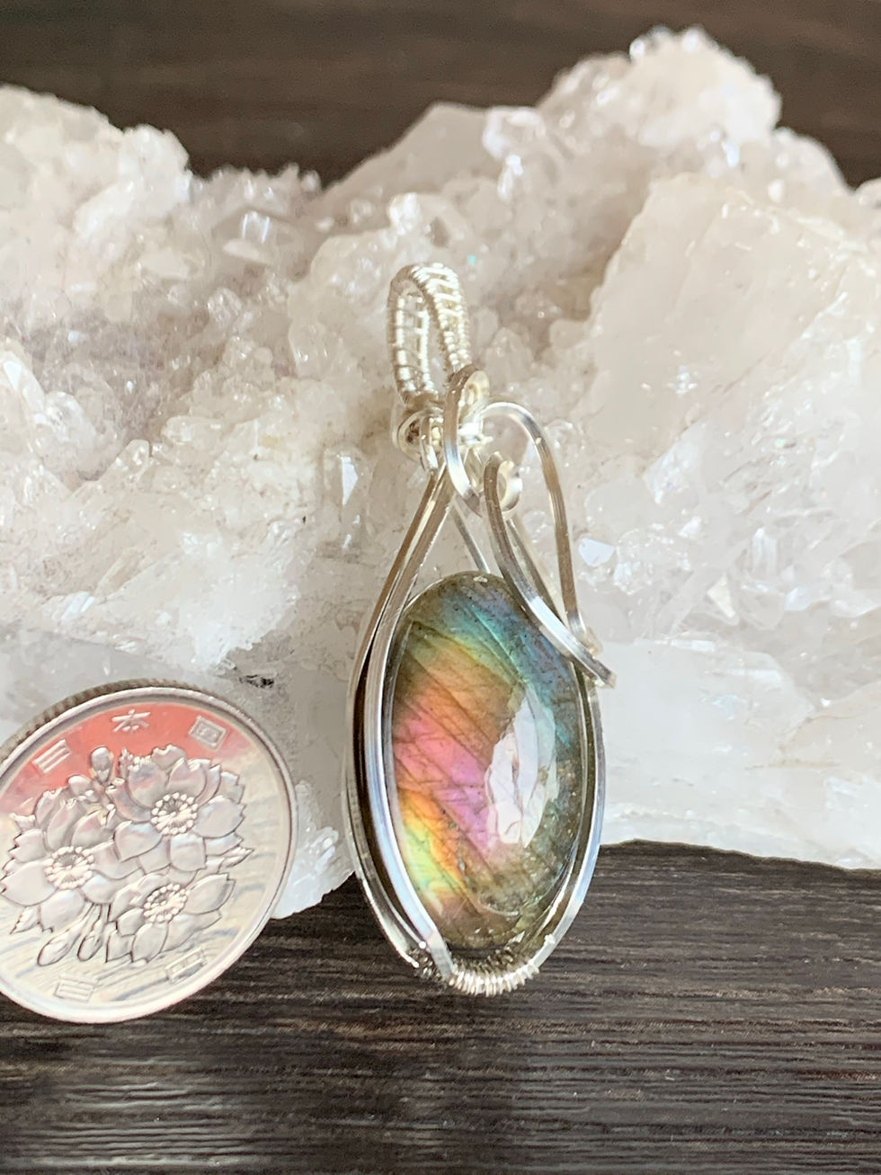 サムネイル： Labradorite