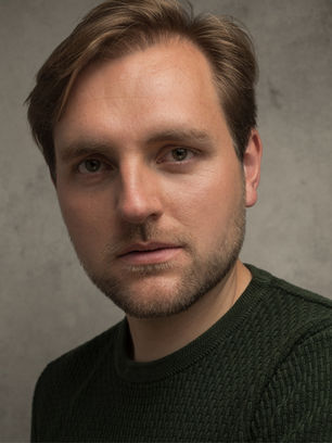 Dan Hazelwood Headshot