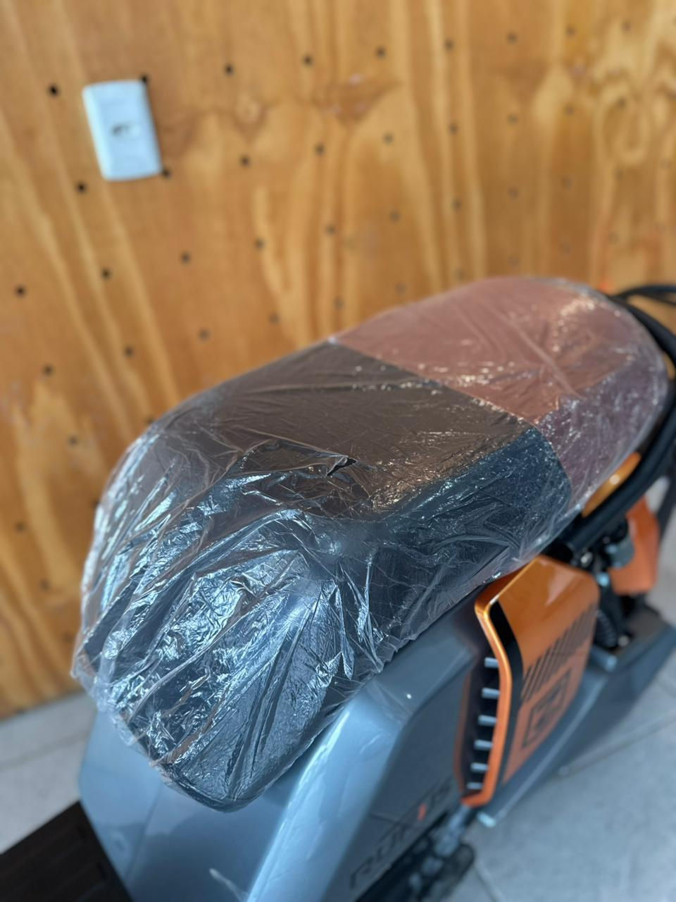 Miniatura: Scooter Elétrica Rufus 1000W