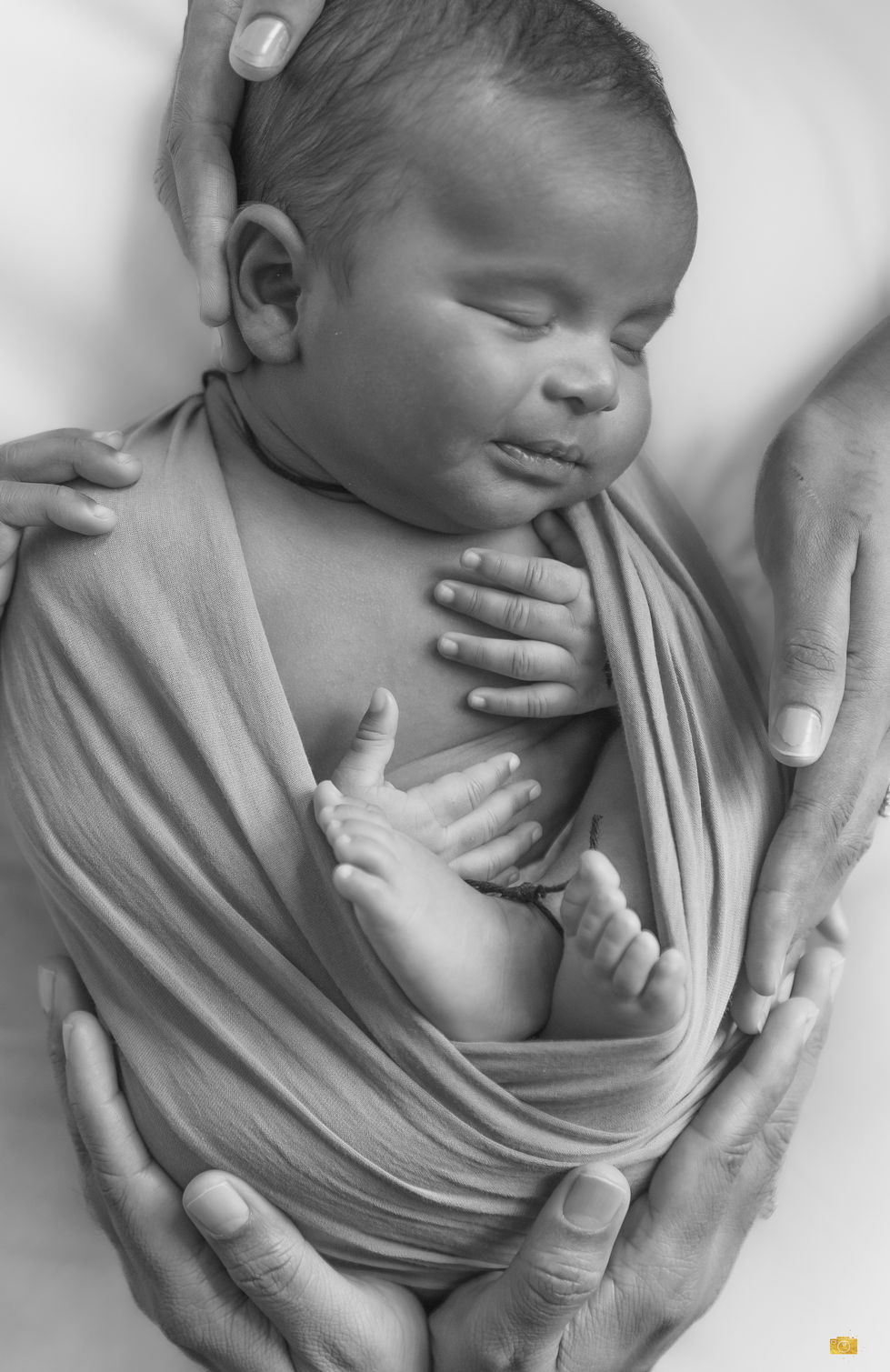 newborn-12.jpg