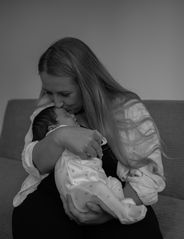 mother and newborn portrait