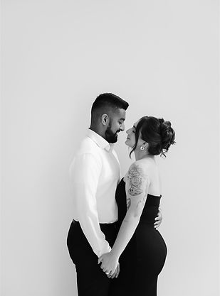 Emma + Shafim _ Engaged! - 013 bw.jpg