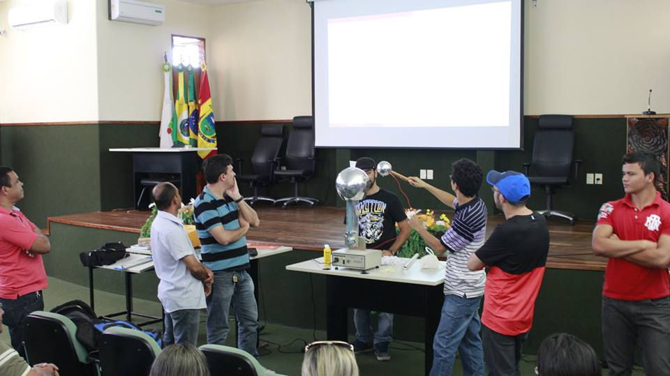 11825053_759120047532251_28071736961536189_n
