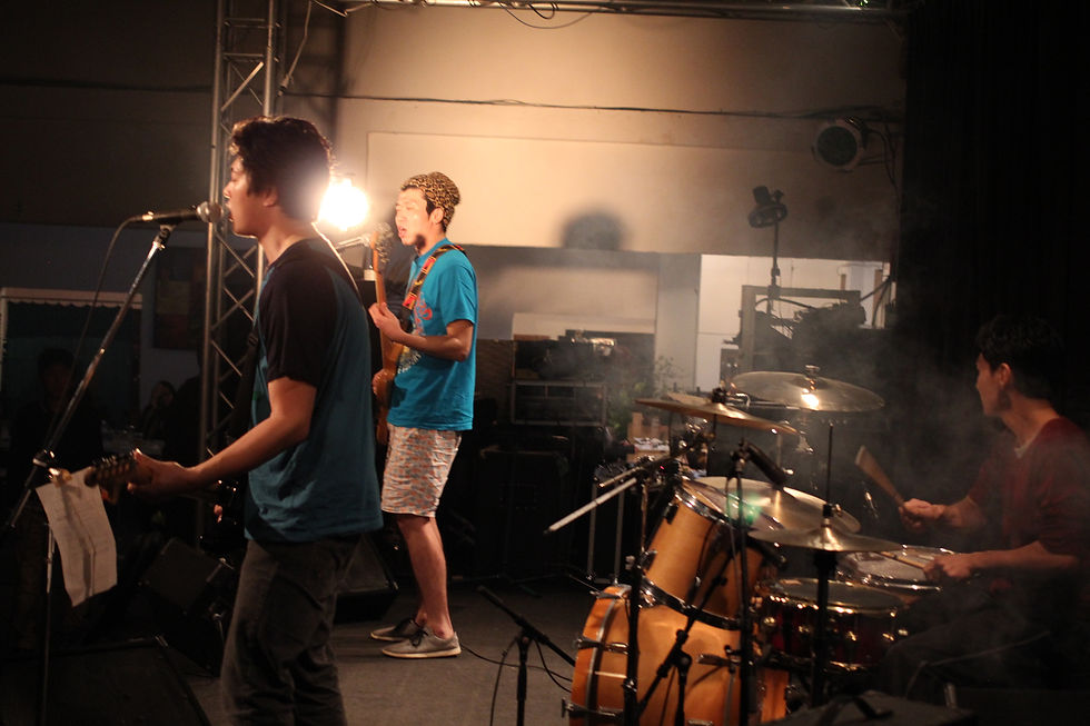 LOW-STANDARD 3