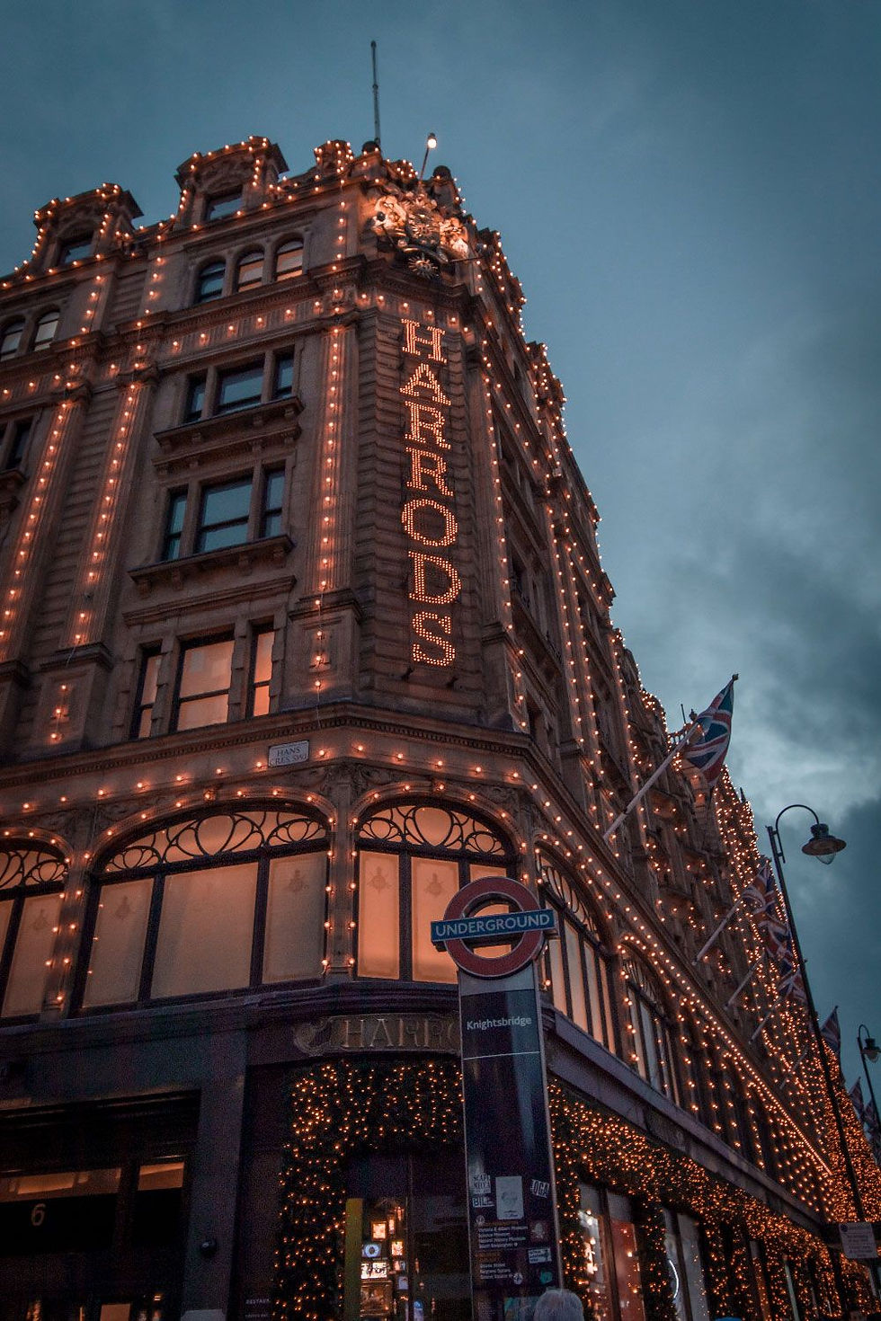 Harrods London from outside