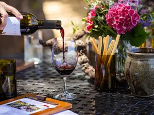 Wine tasting at Chase Cellars in St Helena