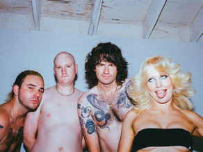 BEHIND-THE-ALBUM: AMYL AND THE SNIFFERS