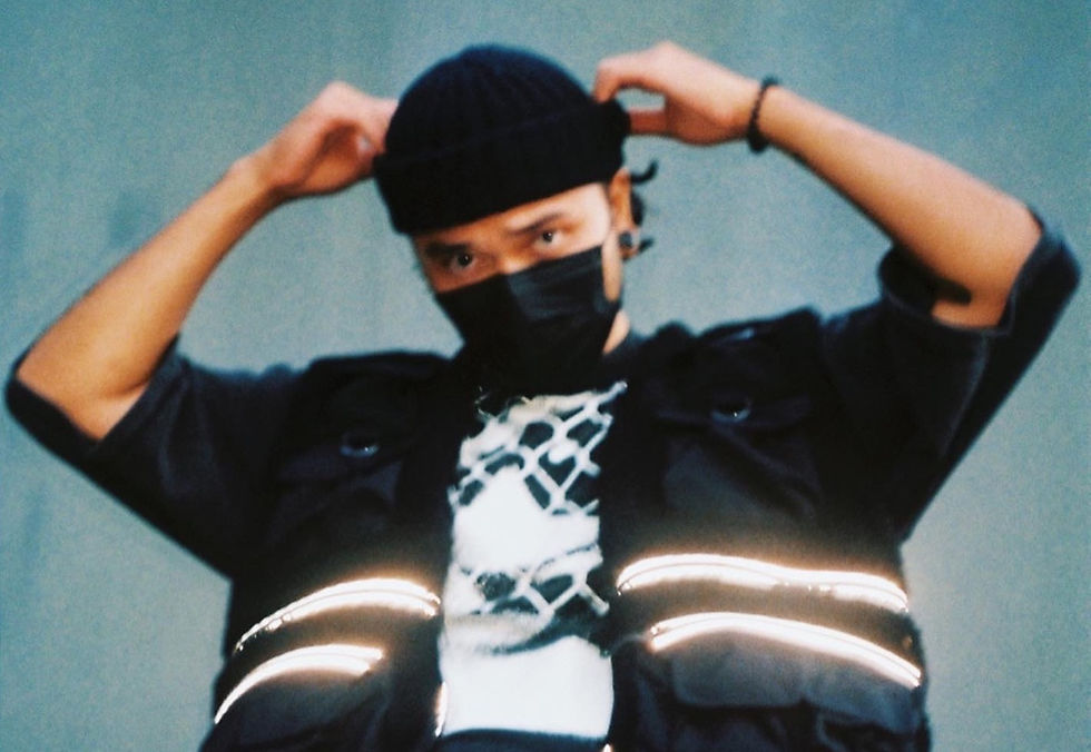 SPOTLIGHT ON XAVIER MAYNE