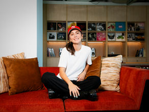 AMY SHARK: USHERING IN A NEW ERA WITH 'SOFT POP' - INTERVIEW