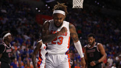 Intense defense has Gators moving up in the hoops rankings
