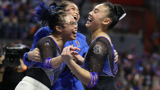 Perfect! Wong and Thomas Combine for Three Perfect 10s