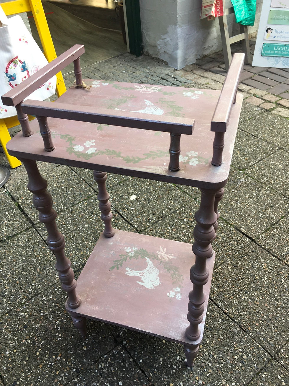 Miniaturbild: Beistelltisch "VOGEL"