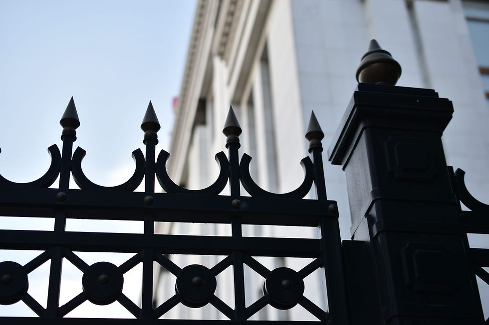 How to Select the Ideal Commercial Security Fence Classes and Crash Standards in Fort Dodge, IA