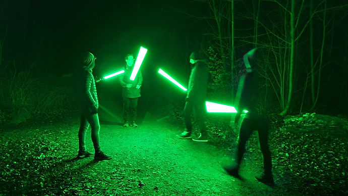 Lichtschwert Klingen- Test im Wald