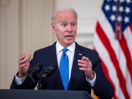 Joe Biden se compromete a acelerar donación de vacunas ante ómicron