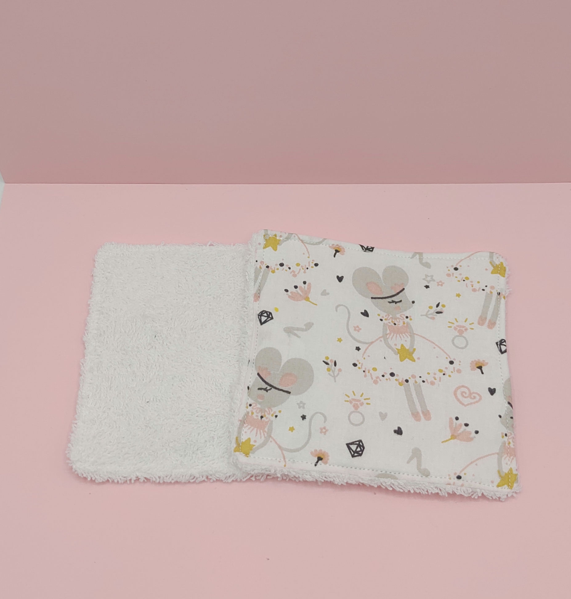 Coton lavable et réutilisable. Zéro déchets. Lingette lavable, lingette démaquillante. 