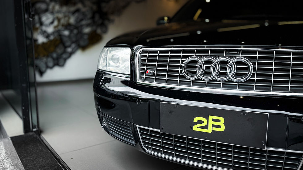 Miniatura: Audi S6 4.2