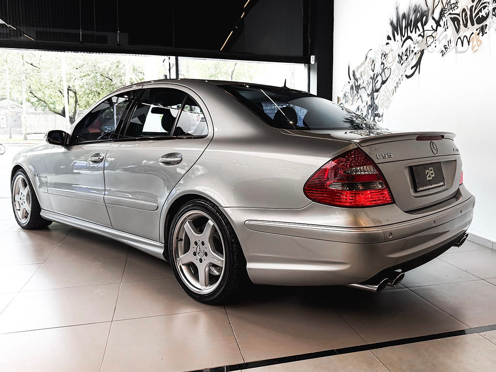 Miniatura: Mercedes-Benz E55 AMG