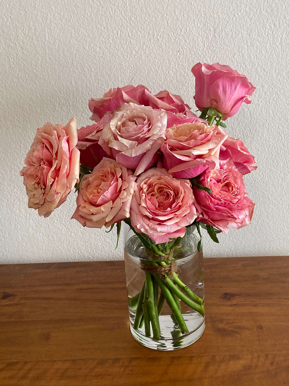 Mini Blooms Roses (Florist Choice)