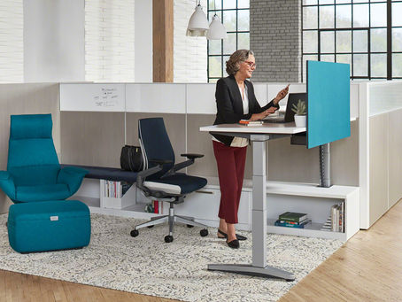 Is Height Adjustable Desk Better Than Non-Adjustable Desk?