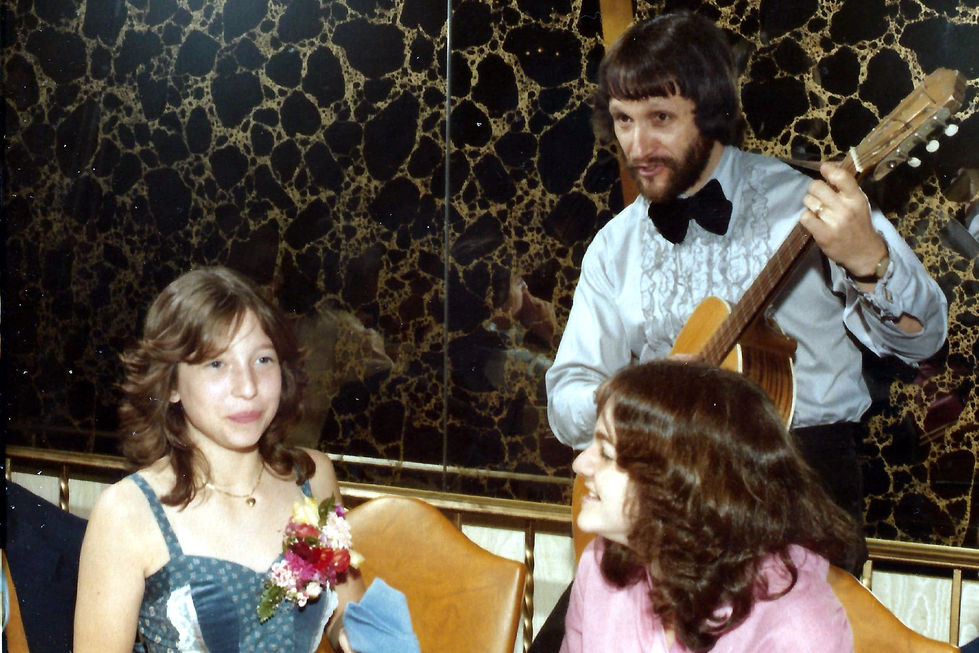 Elaine and Melissa serenaded.jpg