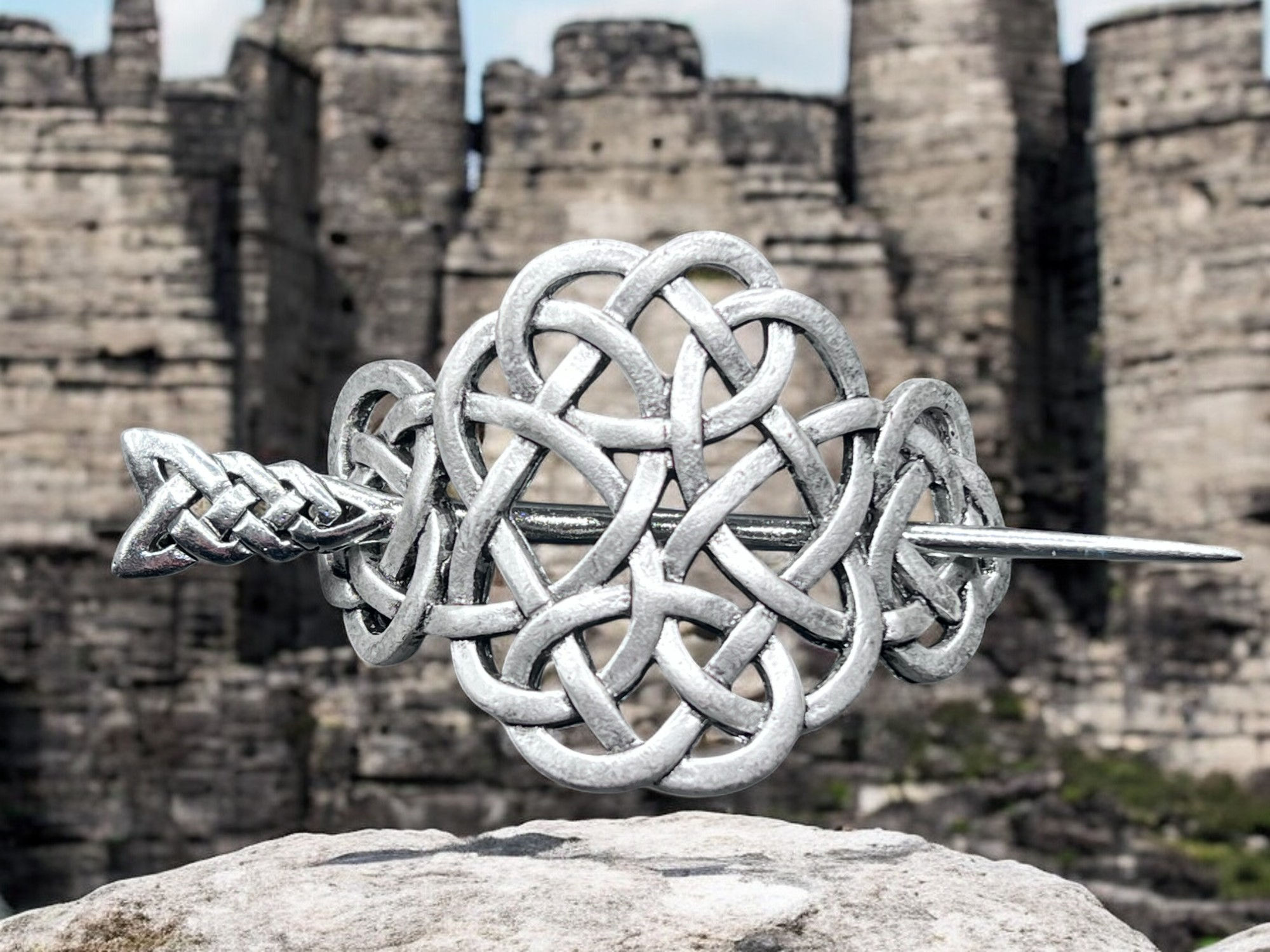 Celtic Knot Hair Clip – Intricate Silver Metal Hair Accessory with Knotwork Design