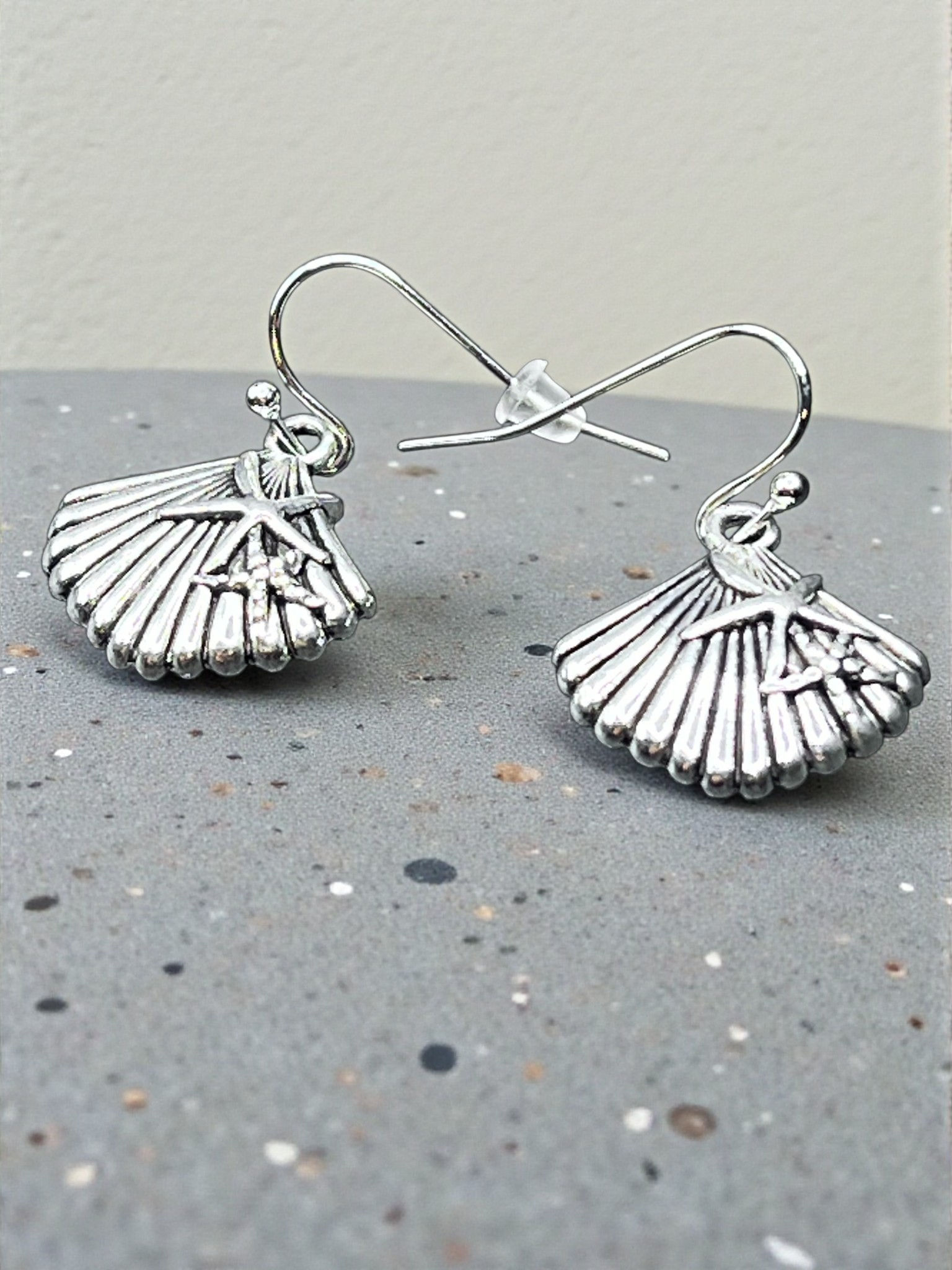 Sterling Silver Scallop Shell Dangle Earrings Nautical Ocean Beach Style