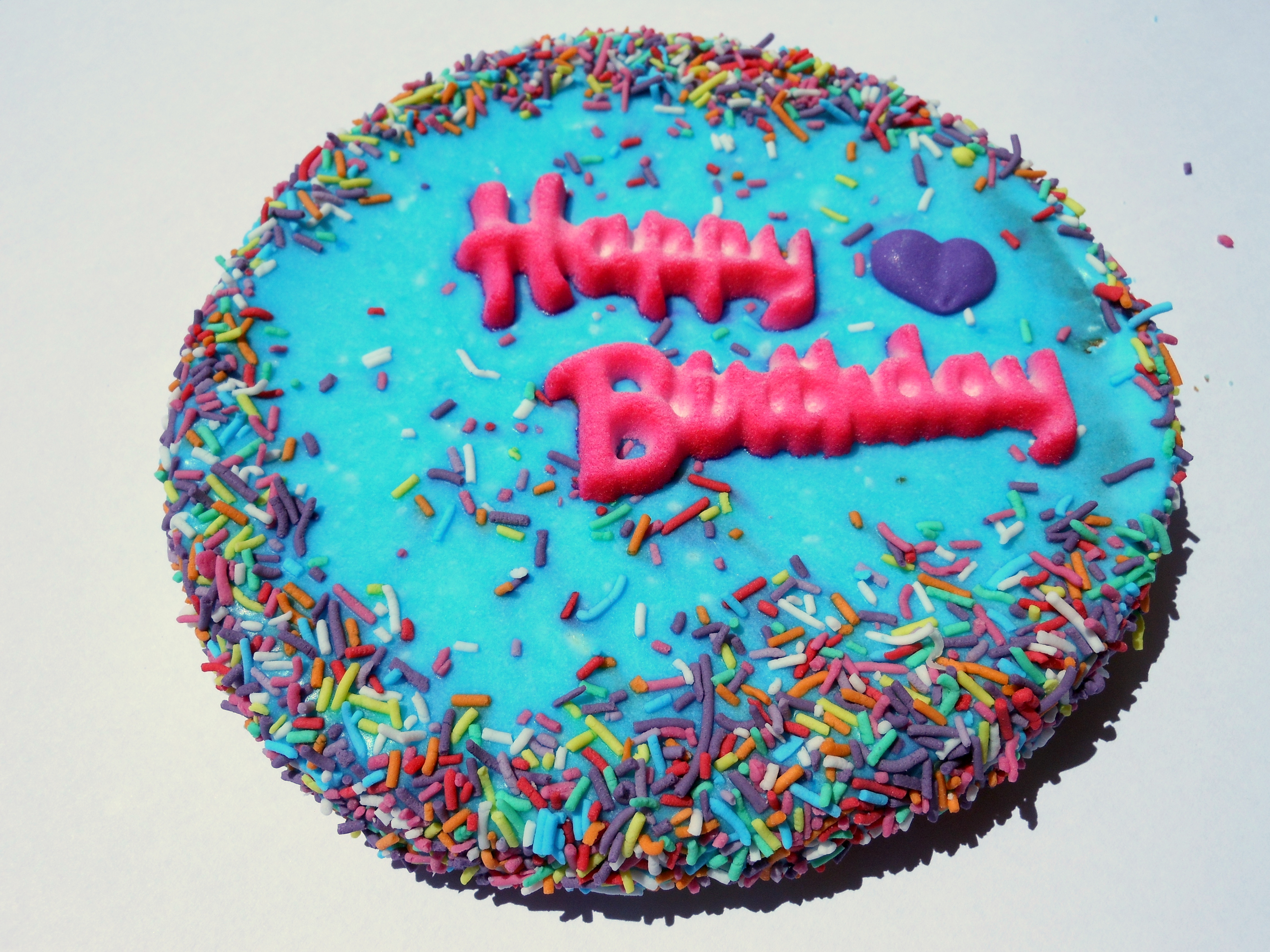 Yeeha-Birthday-Cake-Horse-Treats-Blue-and-Pink