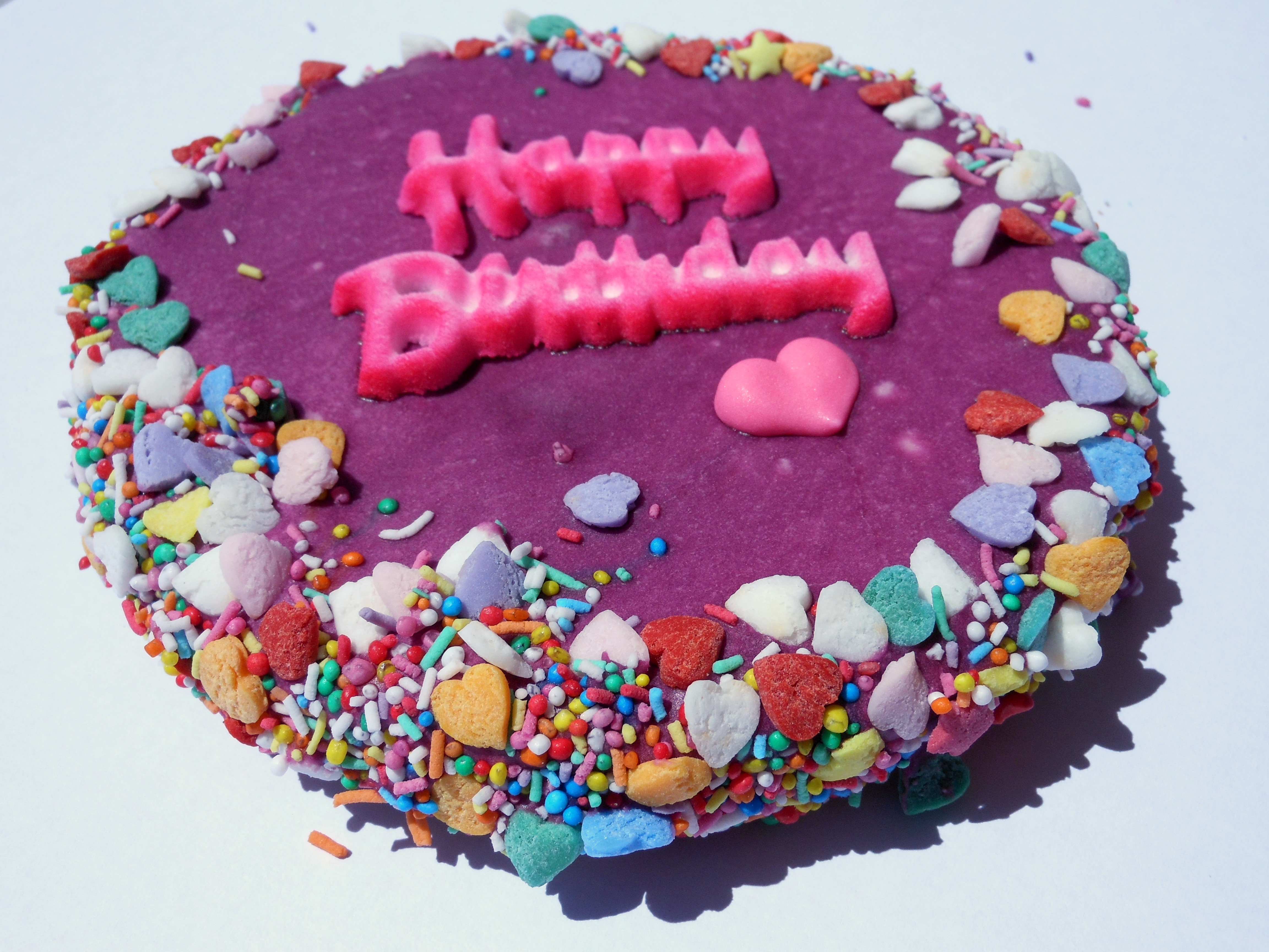 Huds-and-Toke-Yeeha-Birthday-Cake-Horse-Treats-Purple-and-Pink