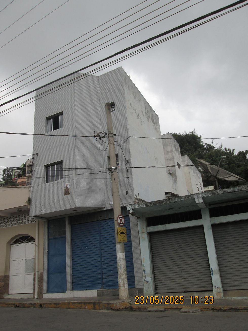 WhatsApp Image 2025-05-23 at 18.03.01